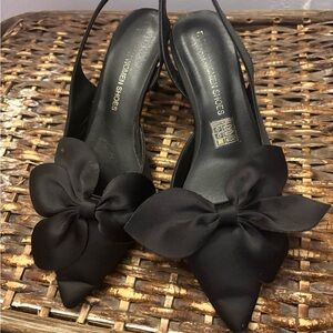 Elegant Black Slingback Heels with Bow